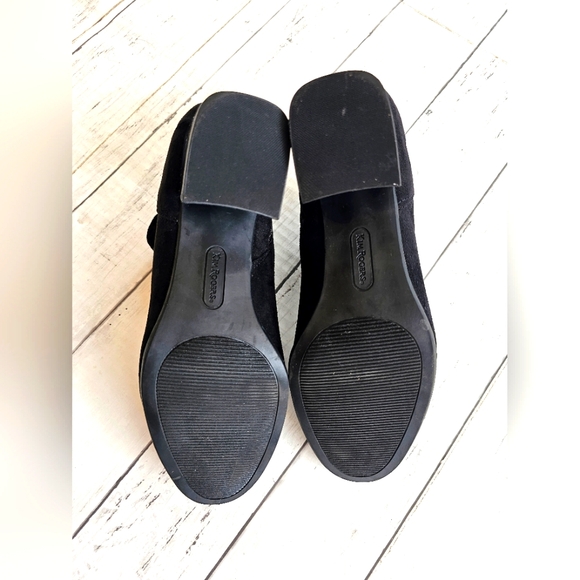 NWOT Kim Roger's Black Soft Suede Zip up Ankle Booties Comfort Boots Shiny Heel - Picture 10 of 12